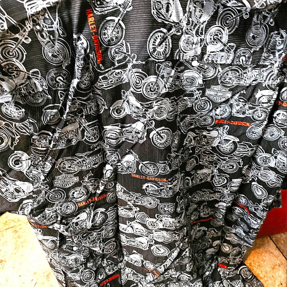Mens 100% silkn shirt